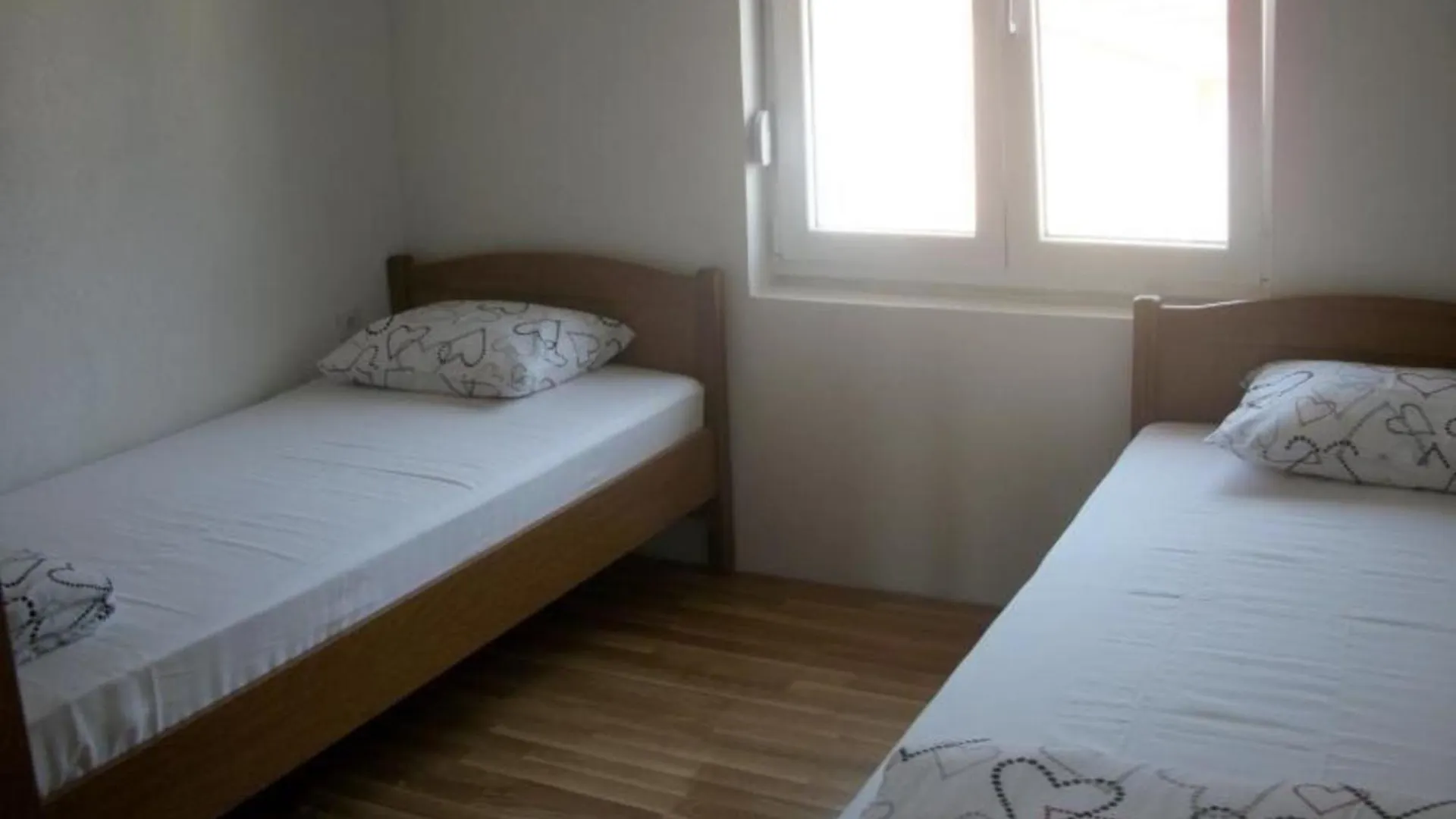 Charmante Ferienwohnung Mit Balkon Vir 0*,  Croatia
